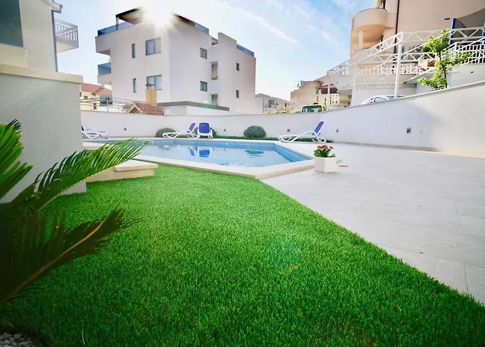Apartments Villa Aquamarie